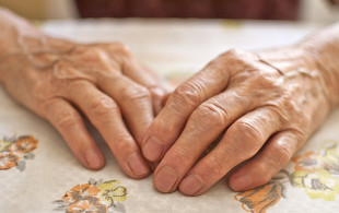 Pourra-t-on bientôt guérir la polyarthrite rhumatoïde ?