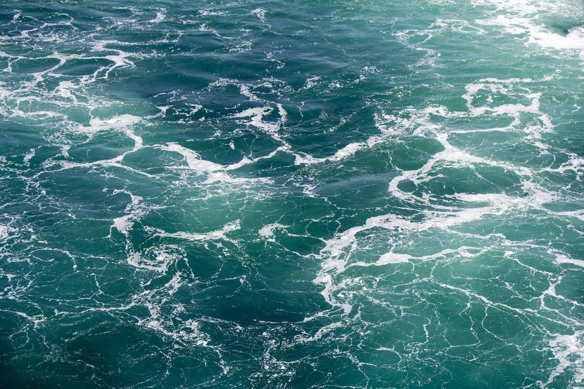 Le brumisateur d’eau thermale : 5 usages quotidiens méconnus de nos patients