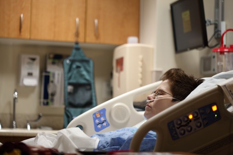 Cancer : Pourquoi les femmes sont de plus en plus touchées ?